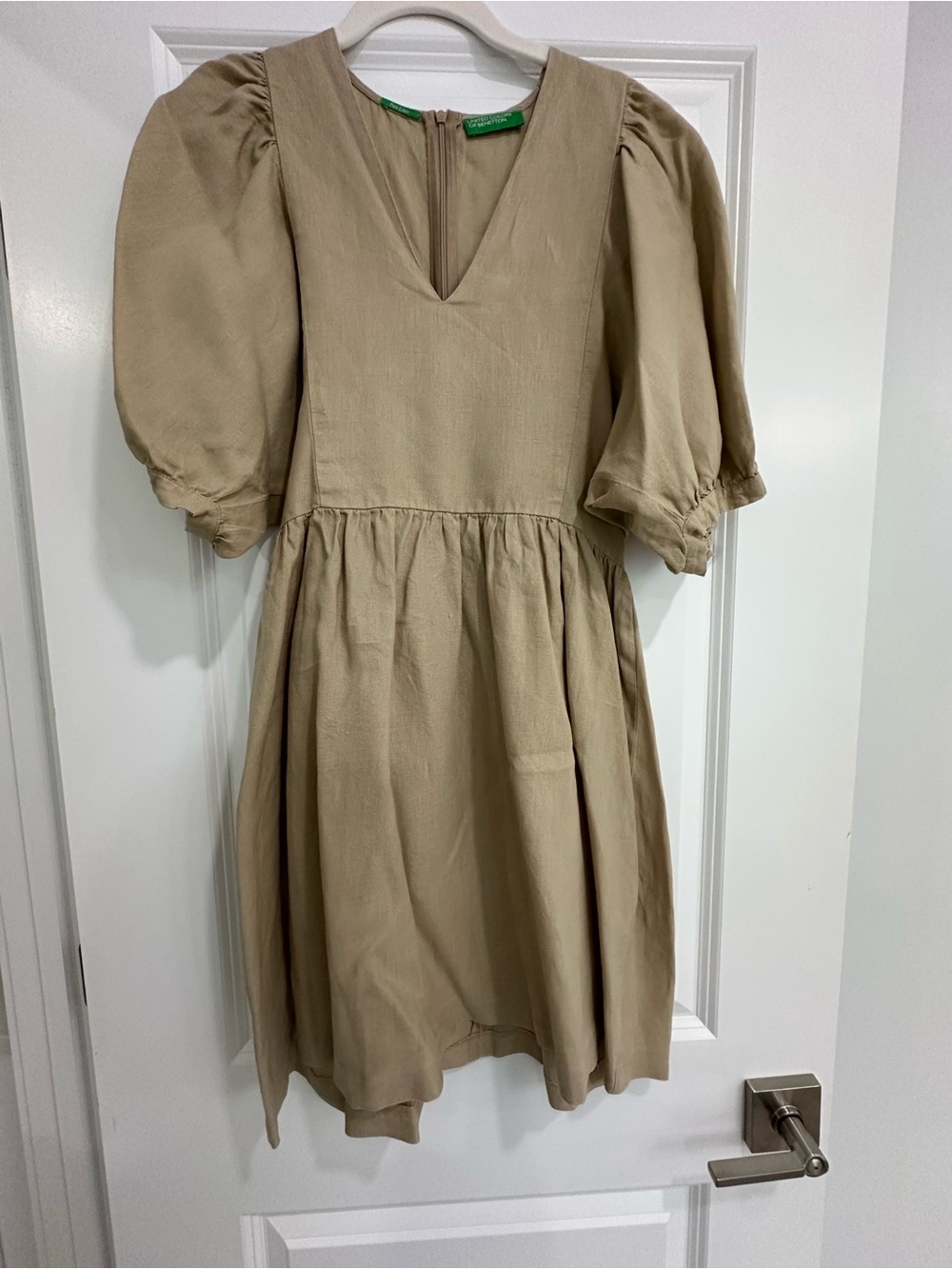 United Colors of Benetton- 100% Linen, Size Small